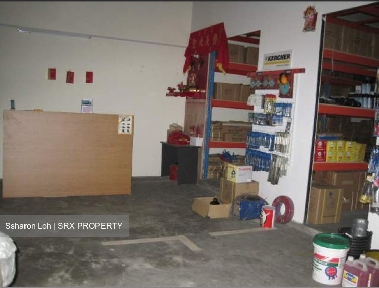 Enterprise One (D14), Factory #635048831